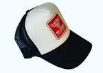 BLACK AND WHITE TRUCKER HAT (SNAPBACK)